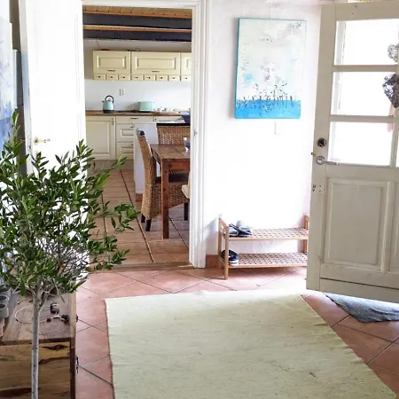 Gemuetliches Reetdachhaus Mit Kaminofen Ribe